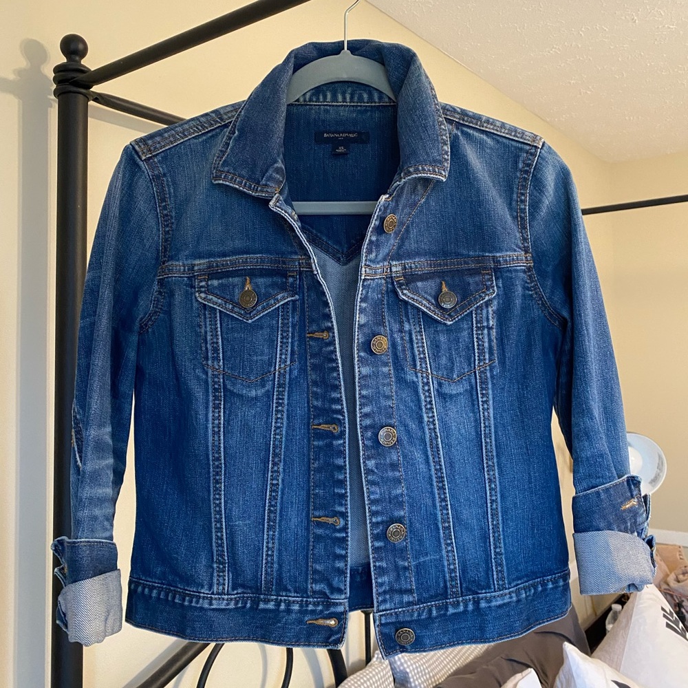 COPY - Banana Republic denim jacket size XS